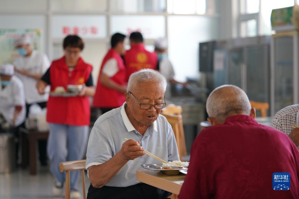 38138尼斯人